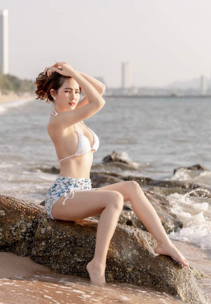 b7adcdeb2f674bd186ace9f2743a9e4b.jpg